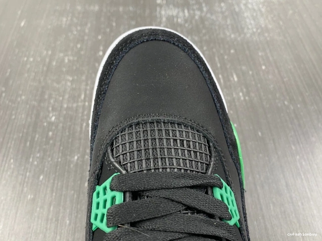 Jordan DR5415-030 Retro 4 SB 0819